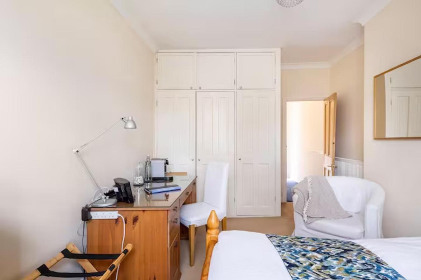 Room With Private Bath In Pontcanna Cardiff Exterior foto